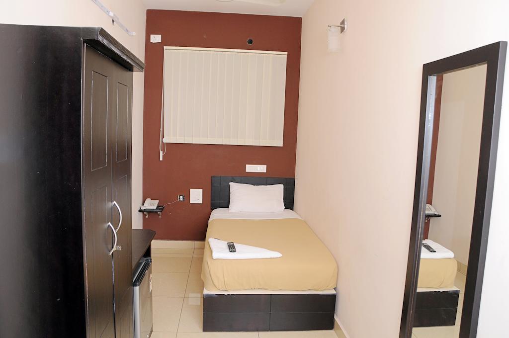 Hotel Sri Krishna Residencia Udupi Exterior foto