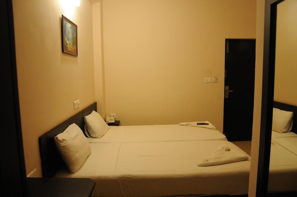 Hotel Sri Krishna Residencia Udupi Habitación foto