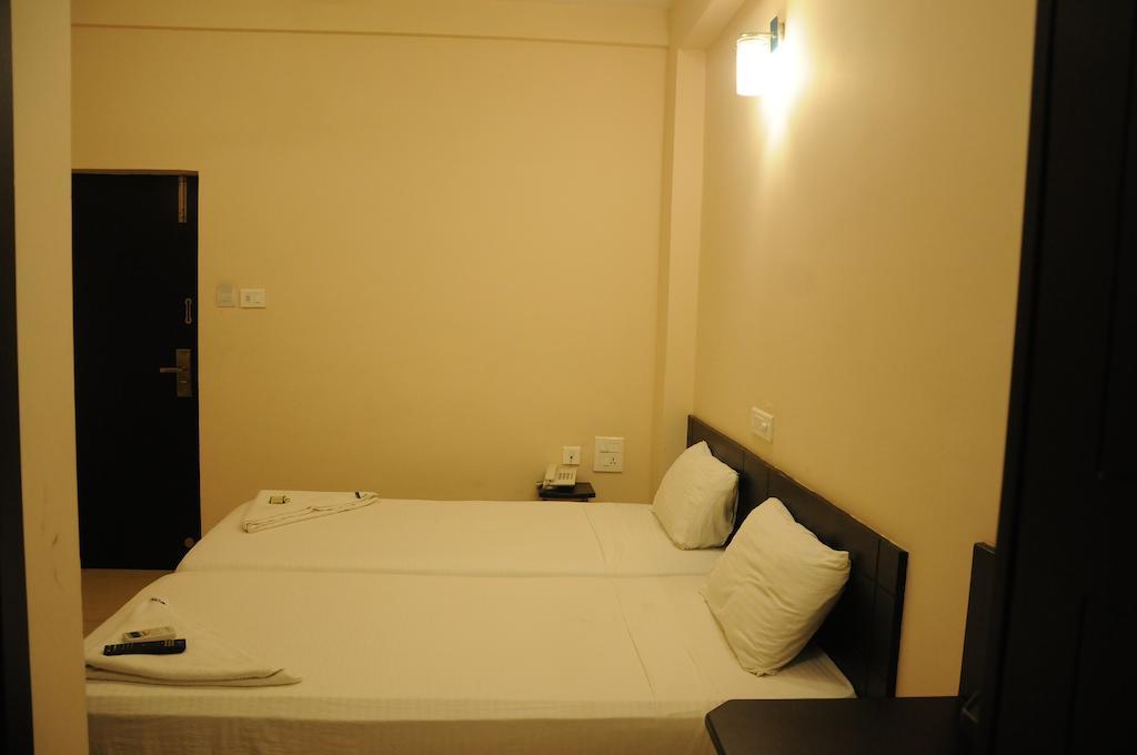 Hotel Sri Krishna Residencia Udupi Habitación foto